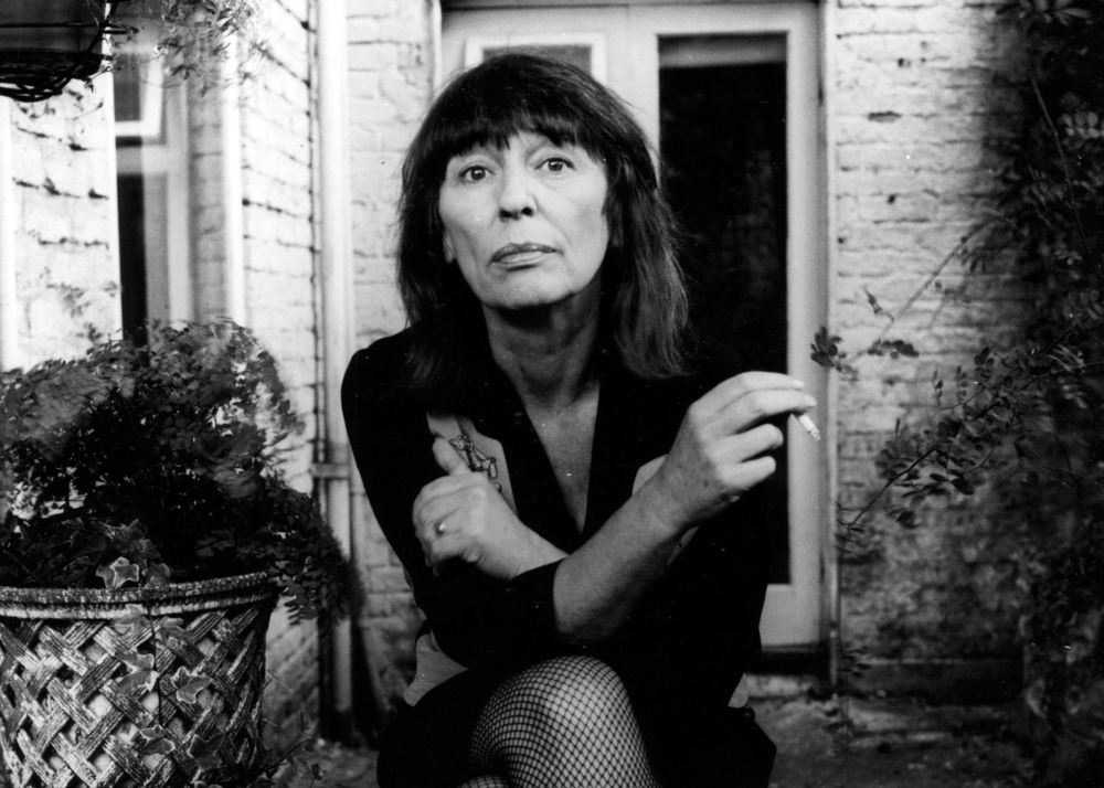 Paris Review - Beryl Bainbridge, The Art of Fiction No. 164